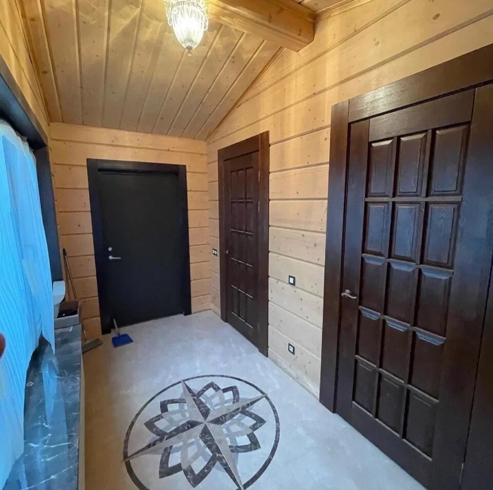 Дверь из массива дуба Британия4