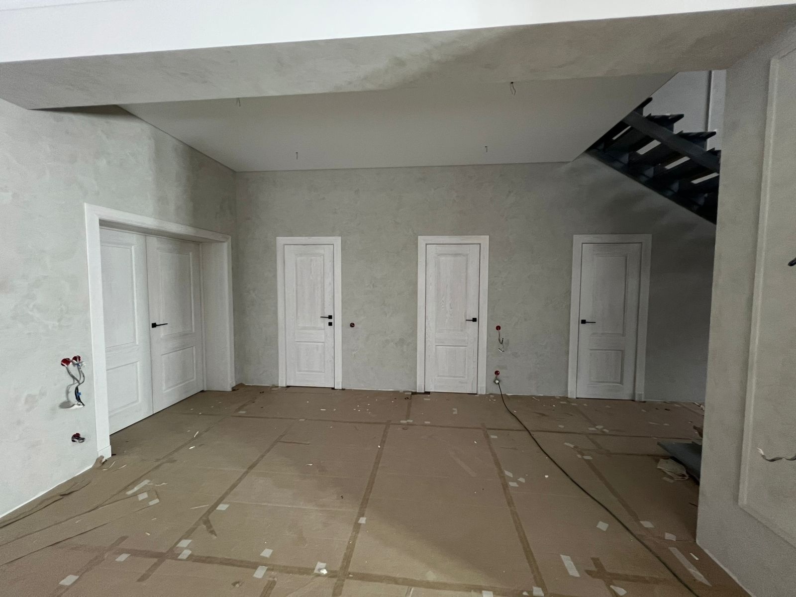 Двери из массива дуба, модель, классик в цвете вайт3