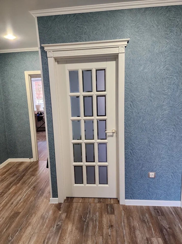 Межкомнатная дверь из брашированного массива дуба Лондон